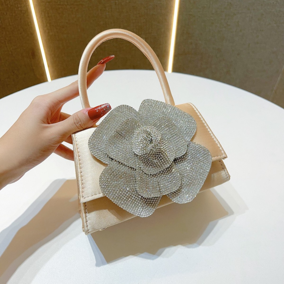 Luxury Bags News - 2025 Nieuwe luxe Rose avond clutch