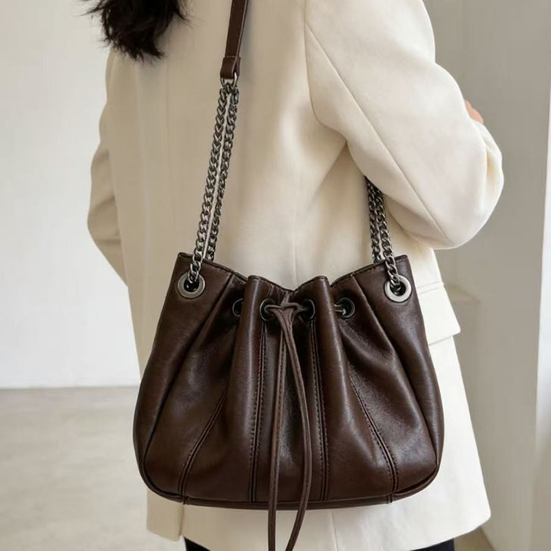 Chain Crossbody Quilted - Mode Trekkoord Emmer Tas Luxe Quilting