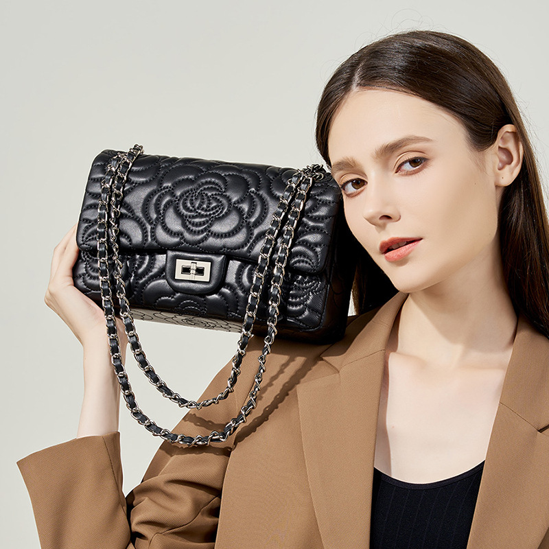Topgraan hoogland lamsvacht sc - Chain Crossbody Quilted recensie en prijs